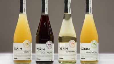 Alle 4 Årgang Mørk Bakgrunn